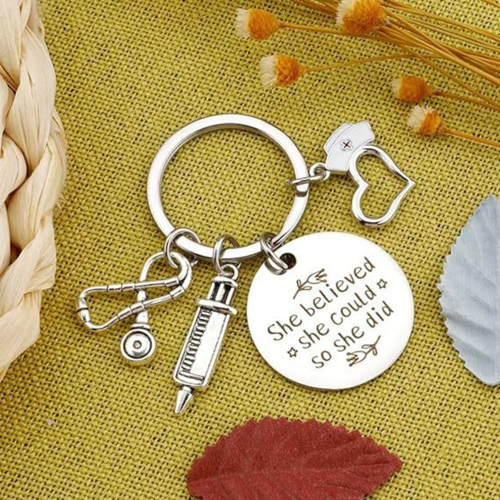 Nurse Keychain Stainless Steel Keychain Gifts For Women Nurses Week Gifts Nursing Graduation Gift Nurse Practitioner Gifts - soufeeluk