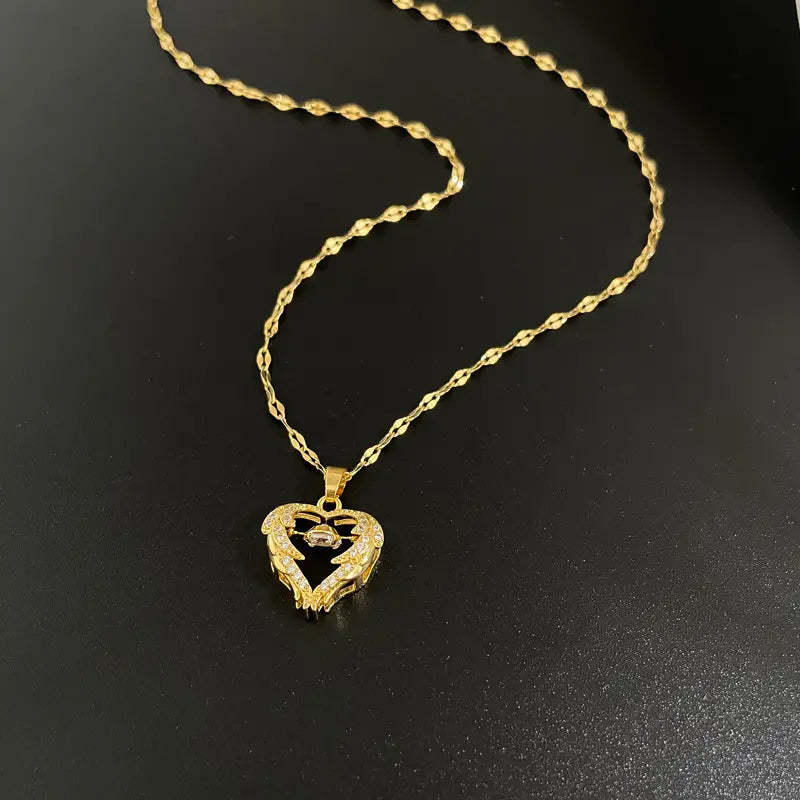 Love Heart Necklace Elegant Wing Diamond Gift - soufeeluk