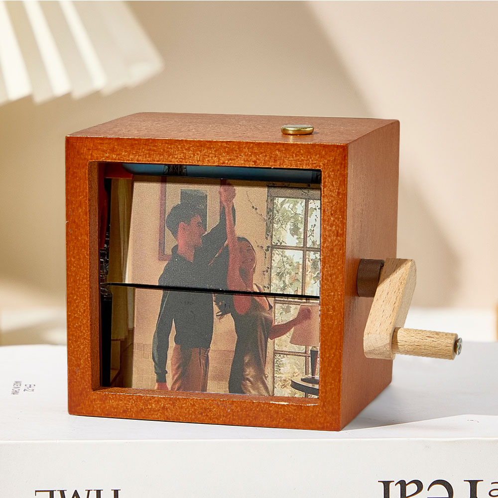 Benutzerdefinierter Foto-Flipbook-Rahmen, Animationsmaschine, mechanisches Fotoalbum mit Handkurbel und leichtem Baby-Foto-Würfelrahmen aus schwarzem Walnussholz, kreatives Geschenk Benutzerdefiniertes Flipbook mit handgekurbelter Filmmaschine