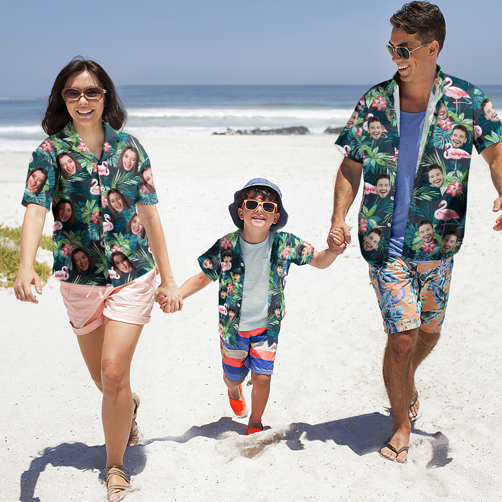 Benutzerdefinierte Foto Hawaiian Shirt Eltern-Kind trägt personalisierte Gesicht Hawaiian Shirt Geschenk Flamingo Blume