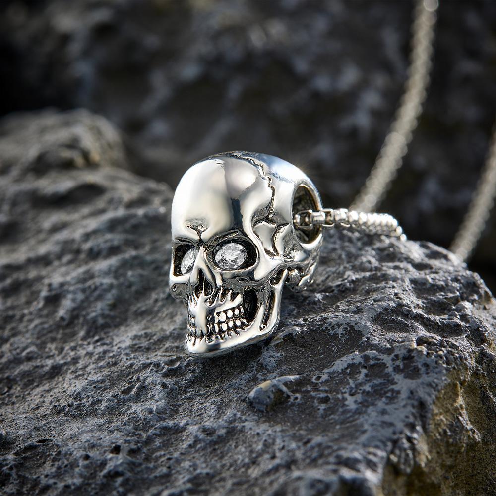 Gravierte Totenkopf-halskette Mit Geburtsstein-augen, Kreative Geschenke Für Halloween - soufeede