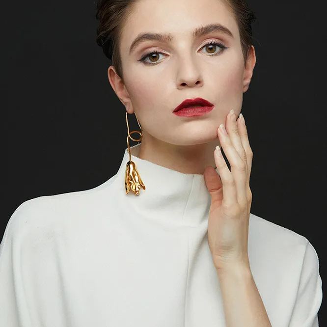 Einzelne Blumenohrringe Aus Der Tulpenkollektion - soufeede