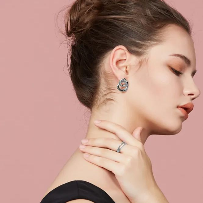 Doppelter Gliederring Aus Der Curvilinear-kollektion Mit Kristall - soufeede