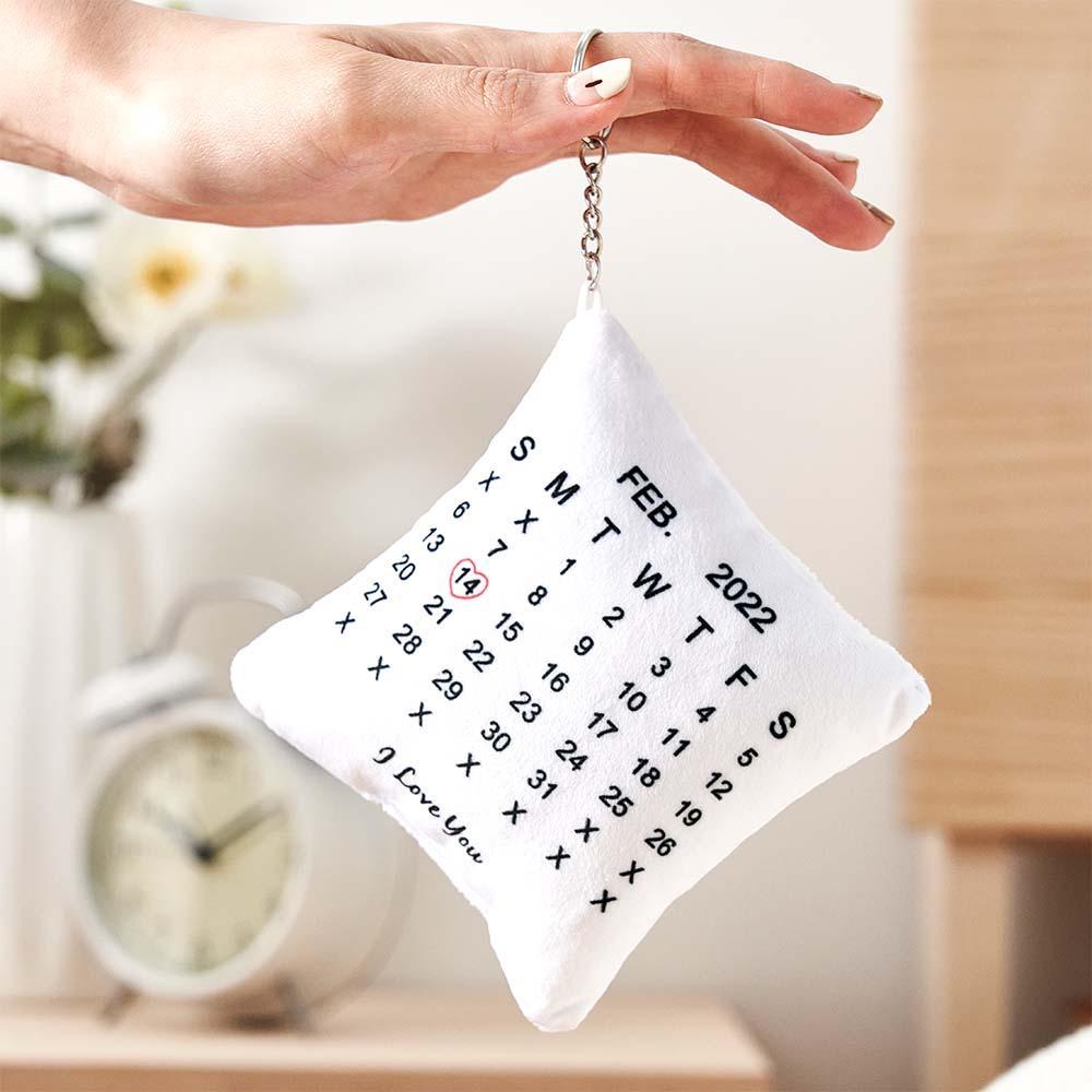 Mini Almohada Con Calendario De Fecha Especial, Llavero Personalizado Con Foto, Llavero De Almohada Personalizado De Doble Cara, Pequeño Regalo Para Sus Seres Queridos - soufeeles