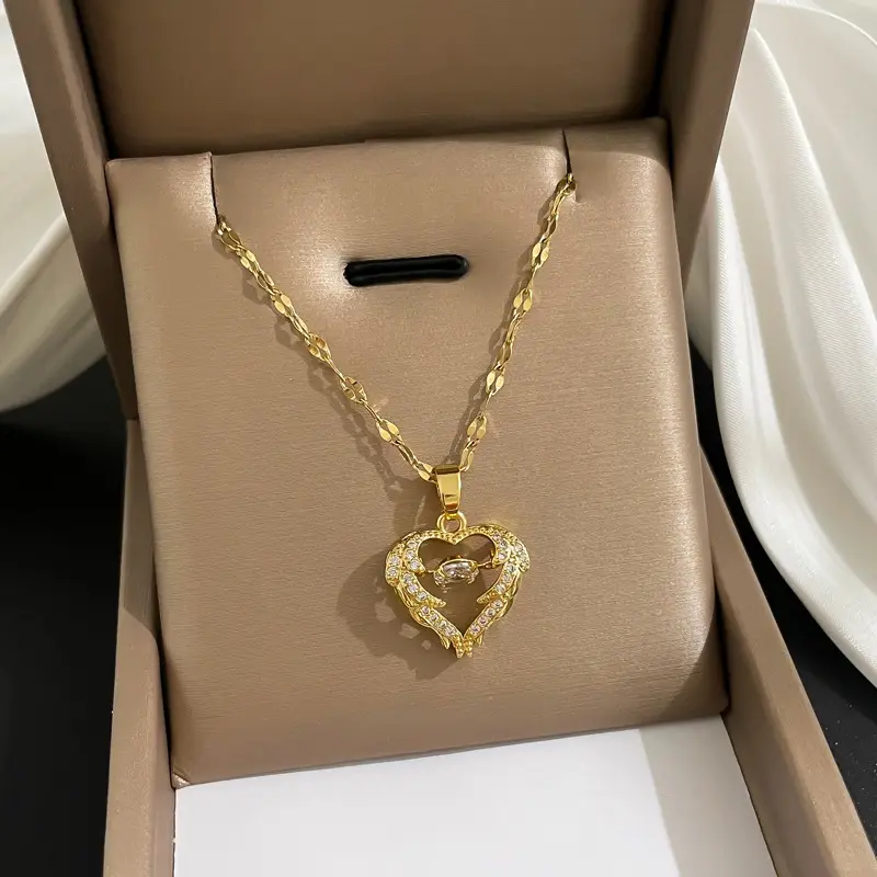 Collar De Corazón De Amor Elegante Regalo De Diamantes Con Alas - soufeeles