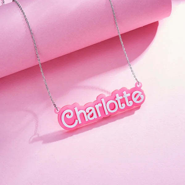 Collar Acrílico Personalizado De Muñeca Barbi Rosa Y Blanco Con Nombre, Regalo De Navidad, Cumpleaños, Día De San Valentín Para Ella - soufeeles