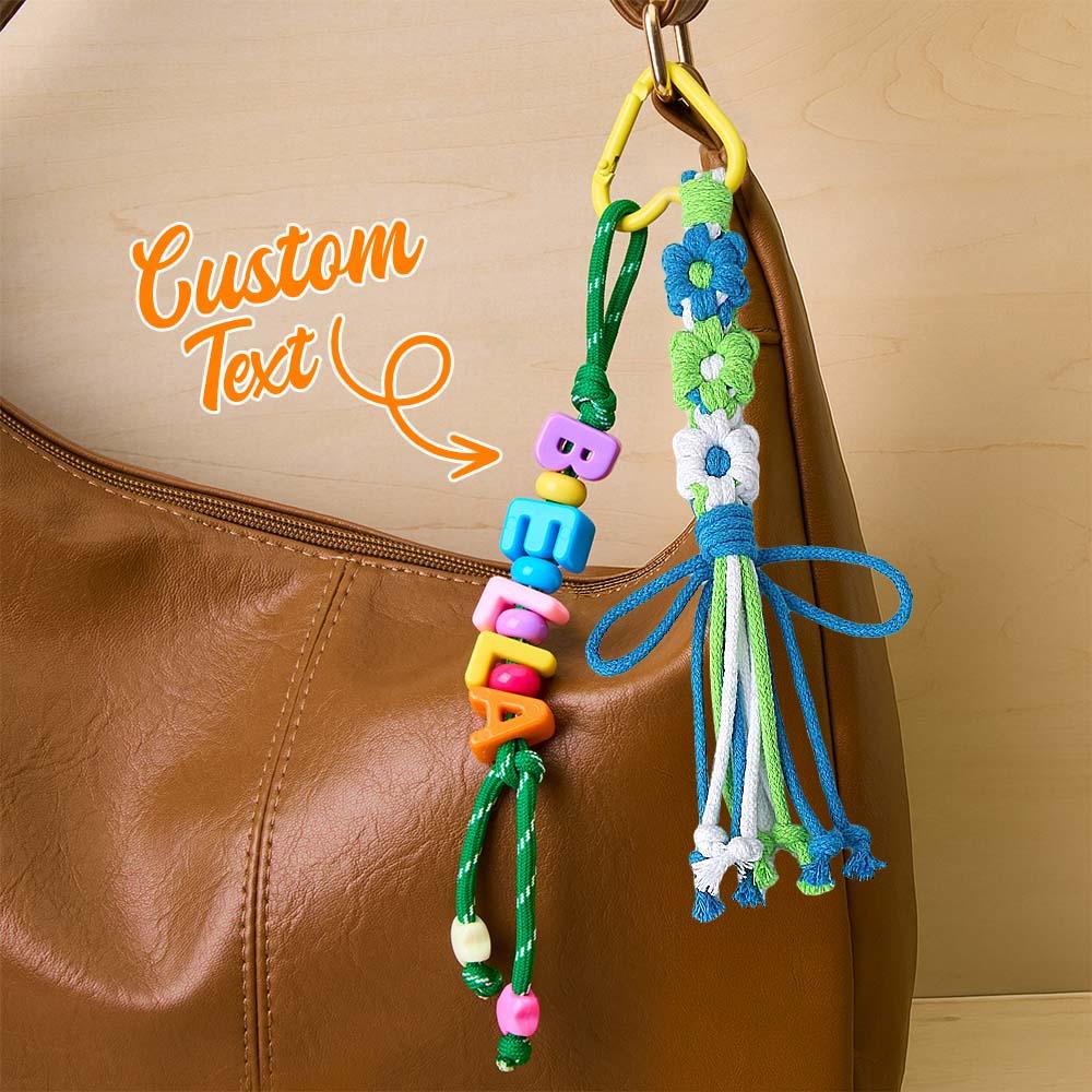 Porte-nom Personnalisé Avec Pompon, Lettres Acryliques De Couleur Aléatoire Pour Sac De Plage, Sac À Dos, Porte-nom Pour Enfant, Porte-nom Personnalisé - soufeelfr