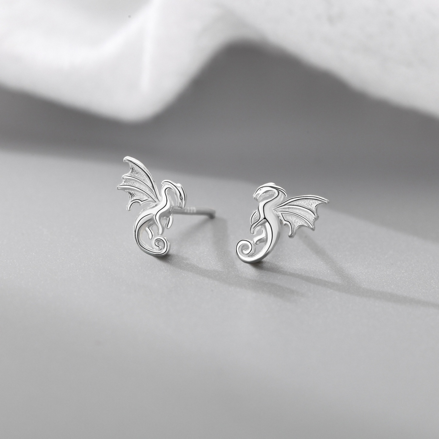Petites Boucles D'oreilles À Tige En Argent Sterling Avec Dragon - soufeelfr