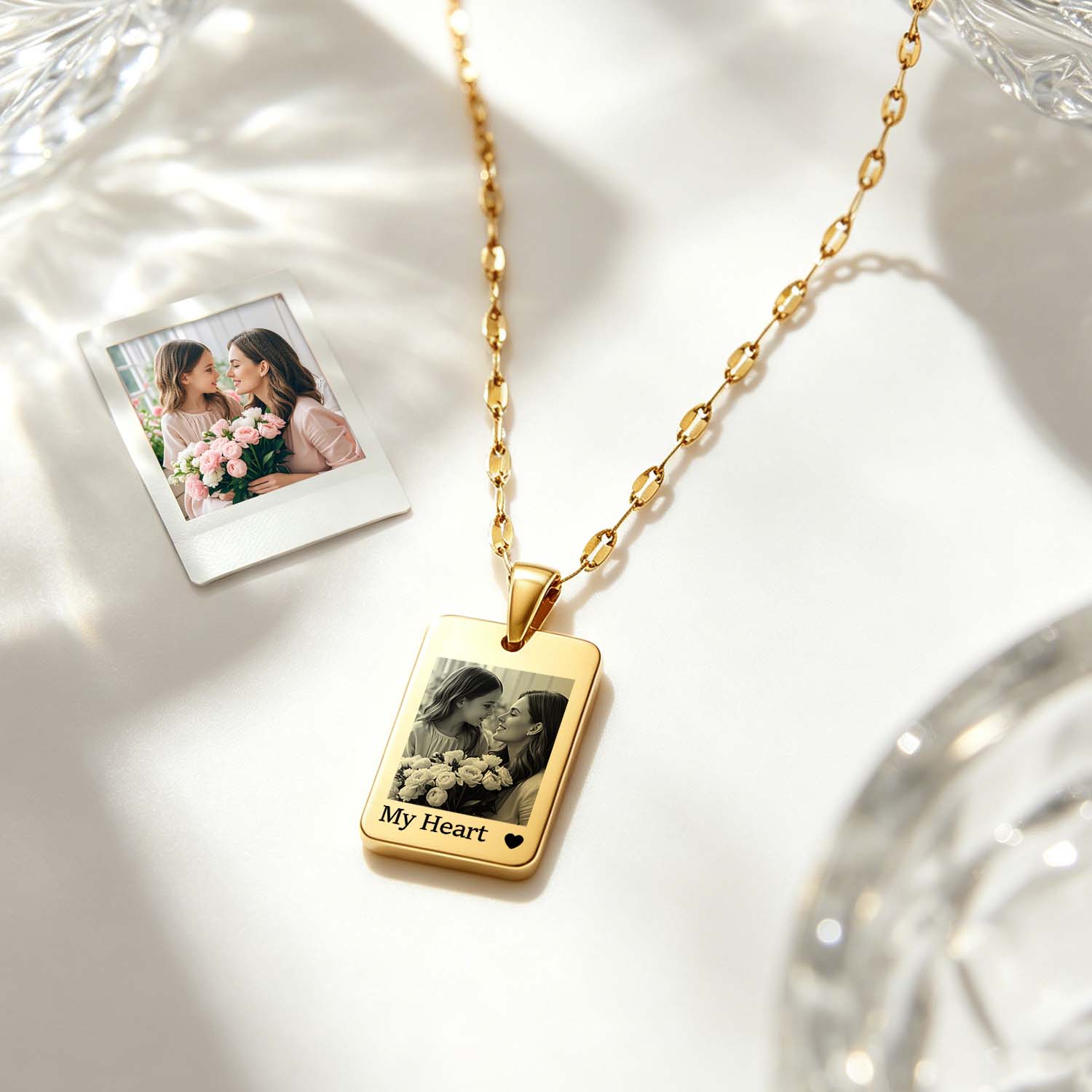 Custom Photo Engraved Necklace Personalized Photo Pendant Jewelry Mother’s Day Gift for Mom from Daughter or Son - soufeelfr