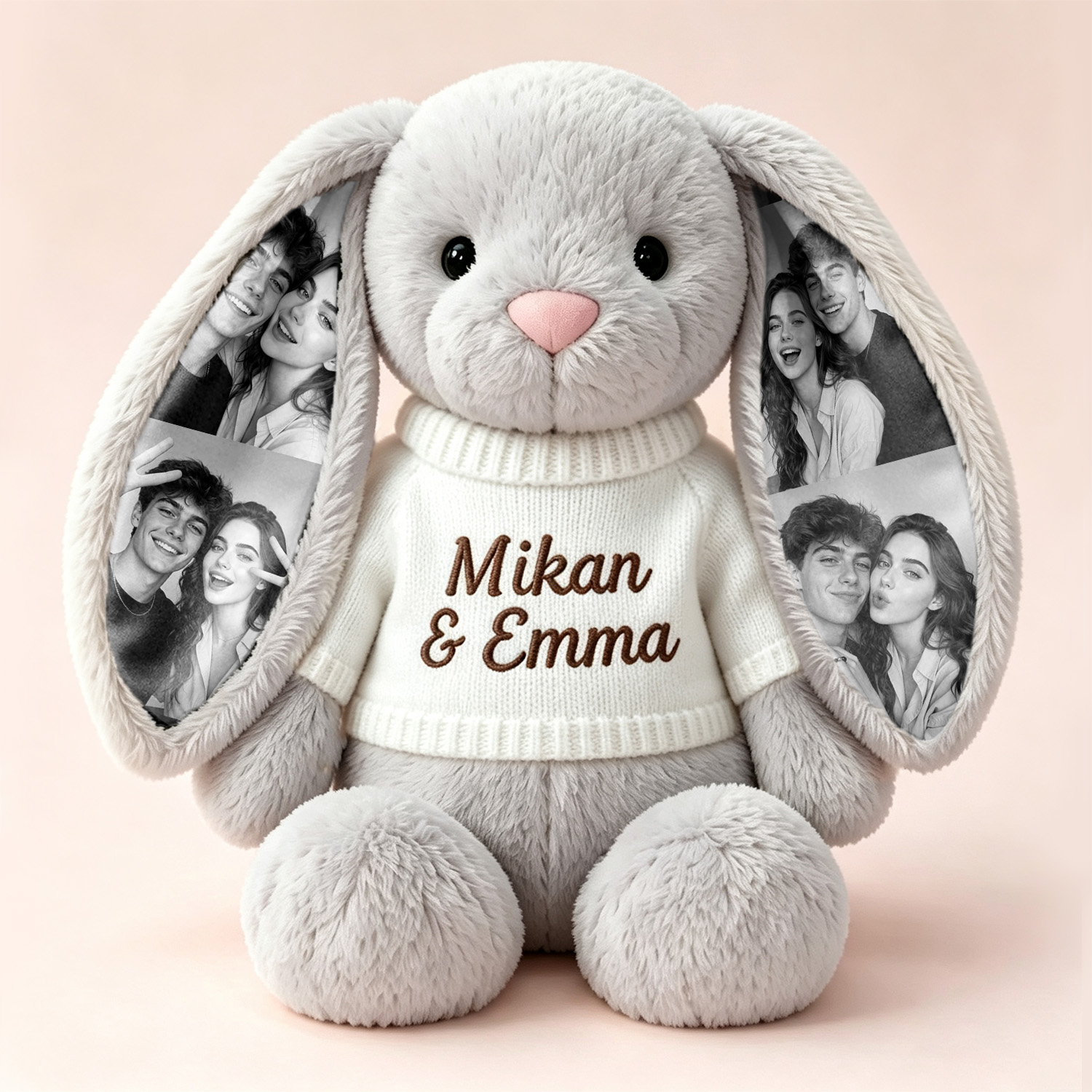 Peluche Lapin Personnalisée avec Photos Cachées dans les Oreilles – Cadeau Unique pour Couple, Anniversaire, Fête des Mères