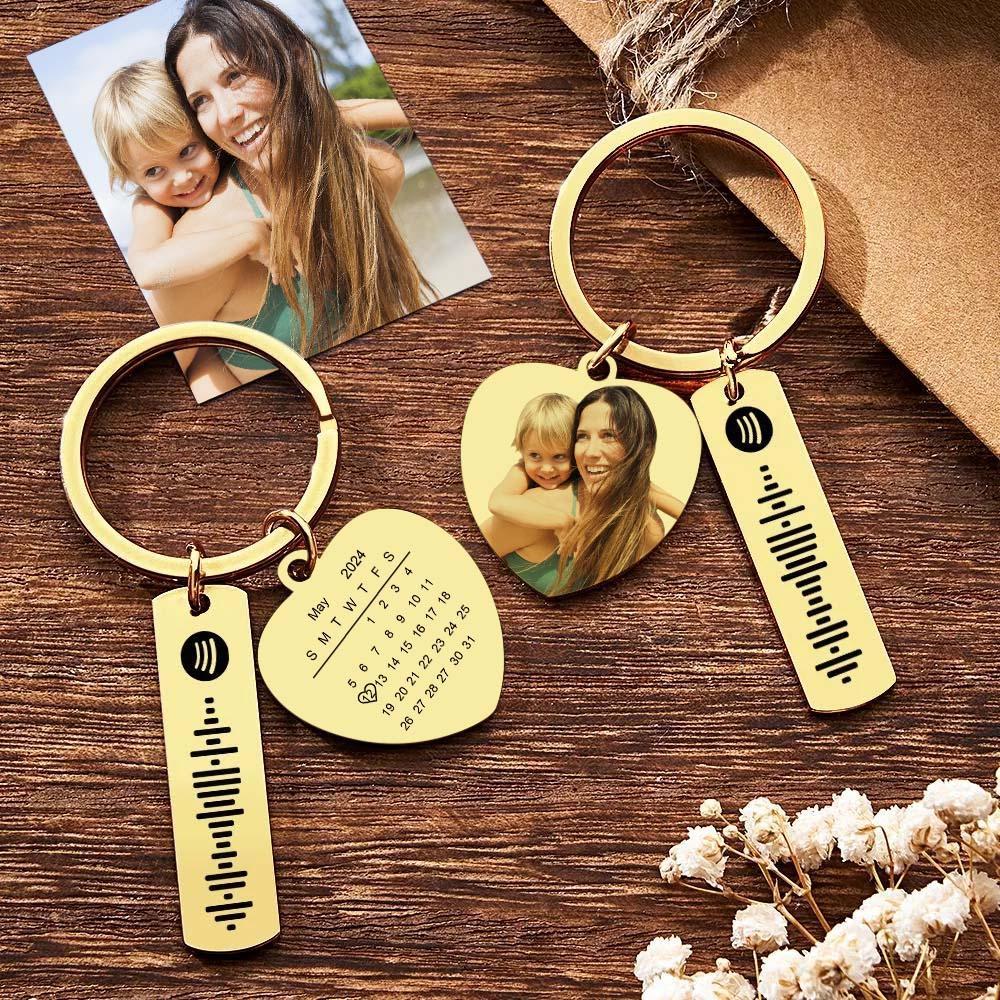 Portachiavi Con Calendario Personalizzato Giorno Speciale Foto Significativa Cuore Forma Quadrata Codice Musicale Portachiavi In ​​metallo Regalo Per La Mamma - soufeelit