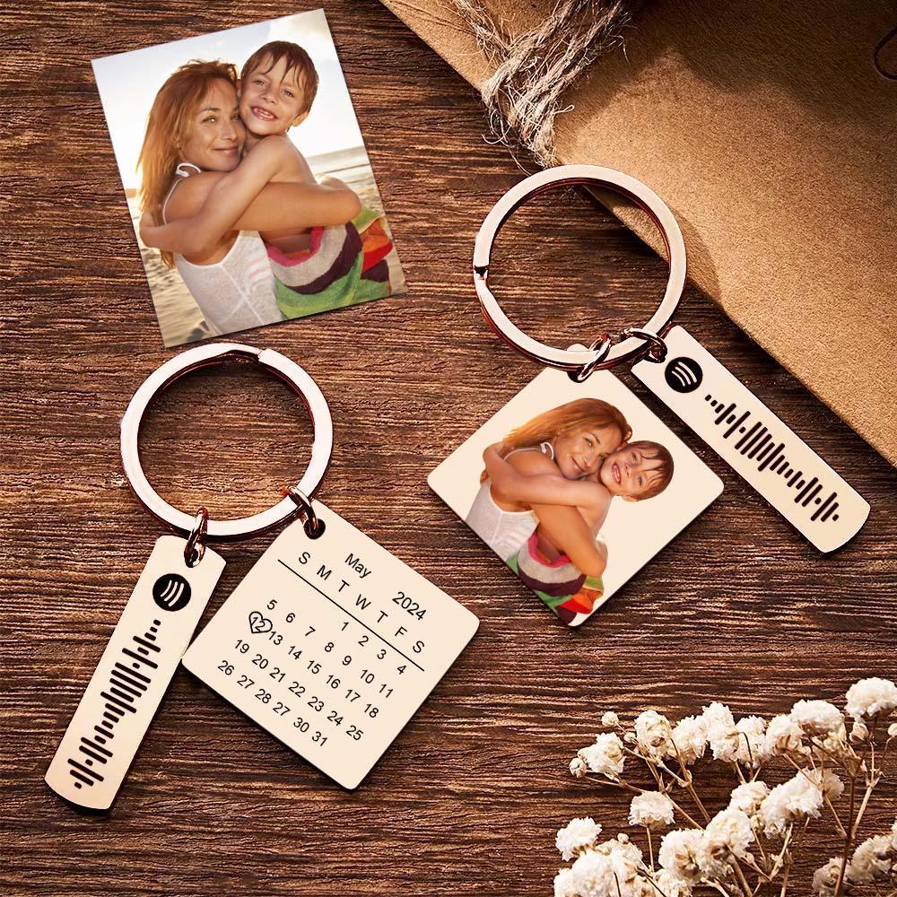 Portachiavi Con Calendario Personalizzato Giorno Speciale Foto Significativa Cuore Forma Quadrata Codice Musicale Portachiavi In ​​metallo Regalo Per La Mamma - soufeelit