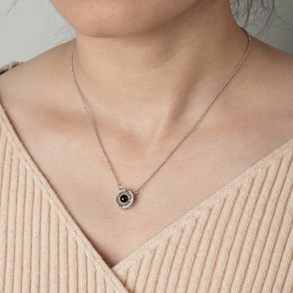 Collana Con Proiezione Personalizzata Regalo Di Moda In Stile Classico Per Lei - soufeelit