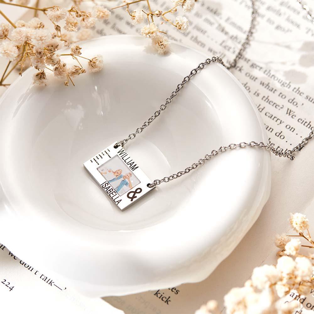 Collana Personalizzata Con Parole E Foto Intagliate. Regalo Romantico Creativo Per La Collana Del Festival Di Famiglia Degli Amanti Di San Valentino - soufeelit