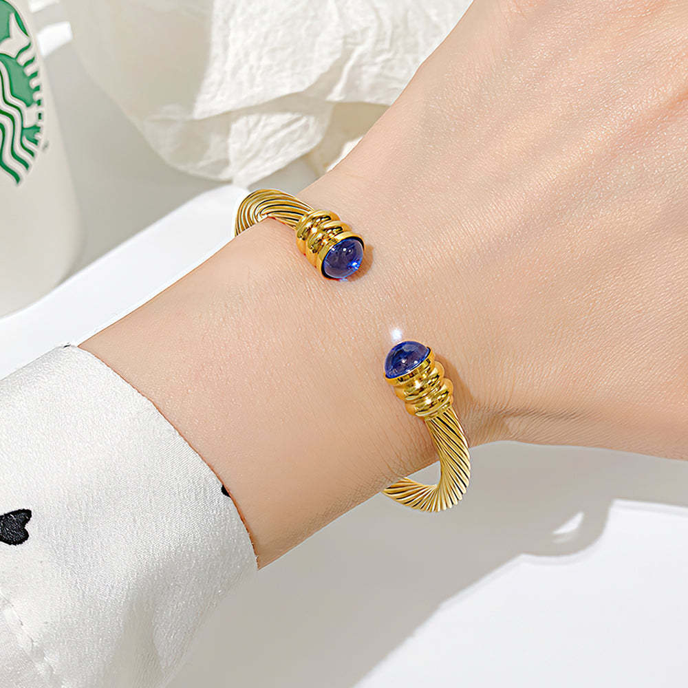 Bracciale Alla Moda Con Motivo Twist. Regali Semplici E Alla Moda - soufeelit