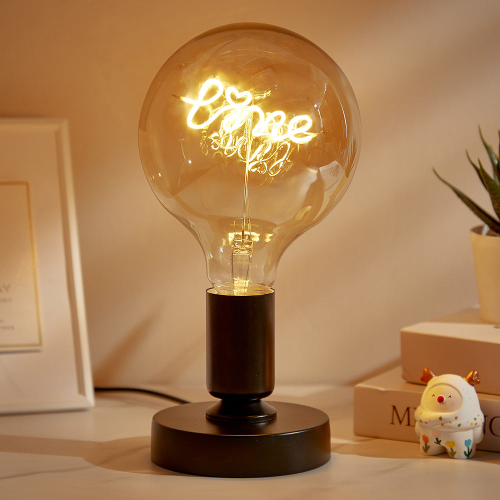 Originale lampada a filamento personalizzata