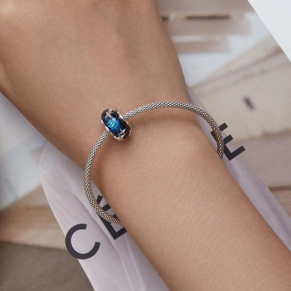 Ciondolo in vetro blu fumo con cielo stellato in argento sterling 925 xs2095