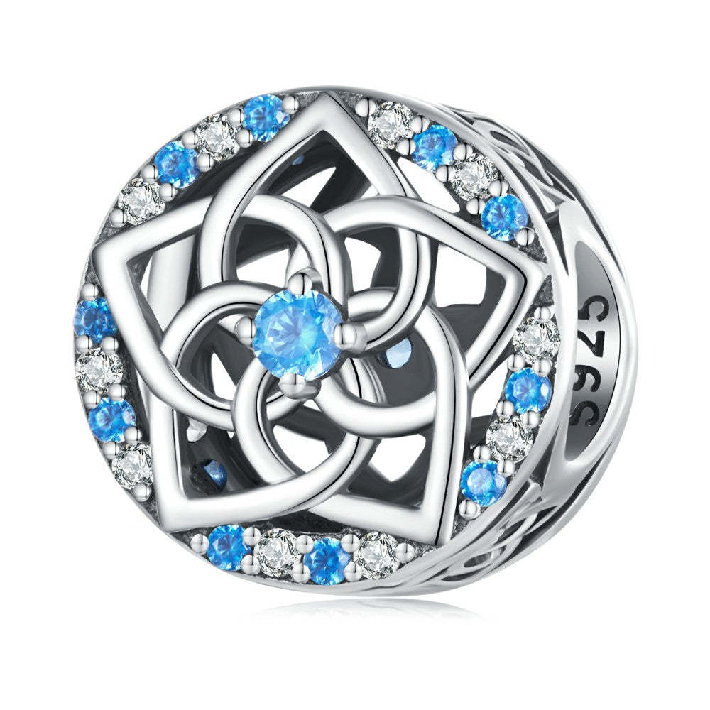 Ciondolo decorativo con fiori cavi e zircone blu, in argento sterling 925 xs2121
