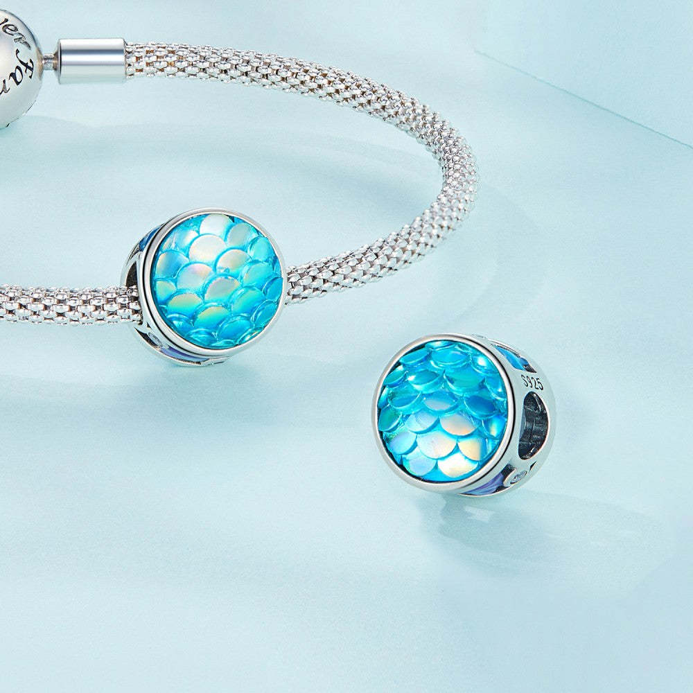 Ciondolo sfumato blu squame di pesce in argento sterling 925 xs2155