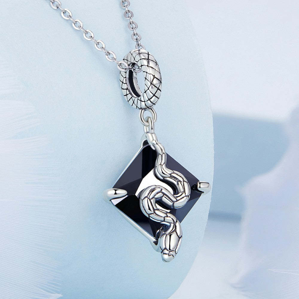 ciondolo pendente serpente su nero in argento sterling 925 yb2424
