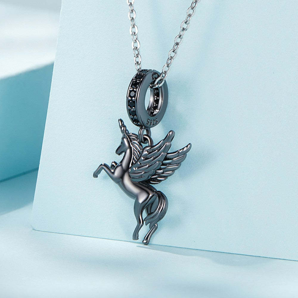 Ciondolo pendente cavallo volante nero in argento sterling 925 yb2439