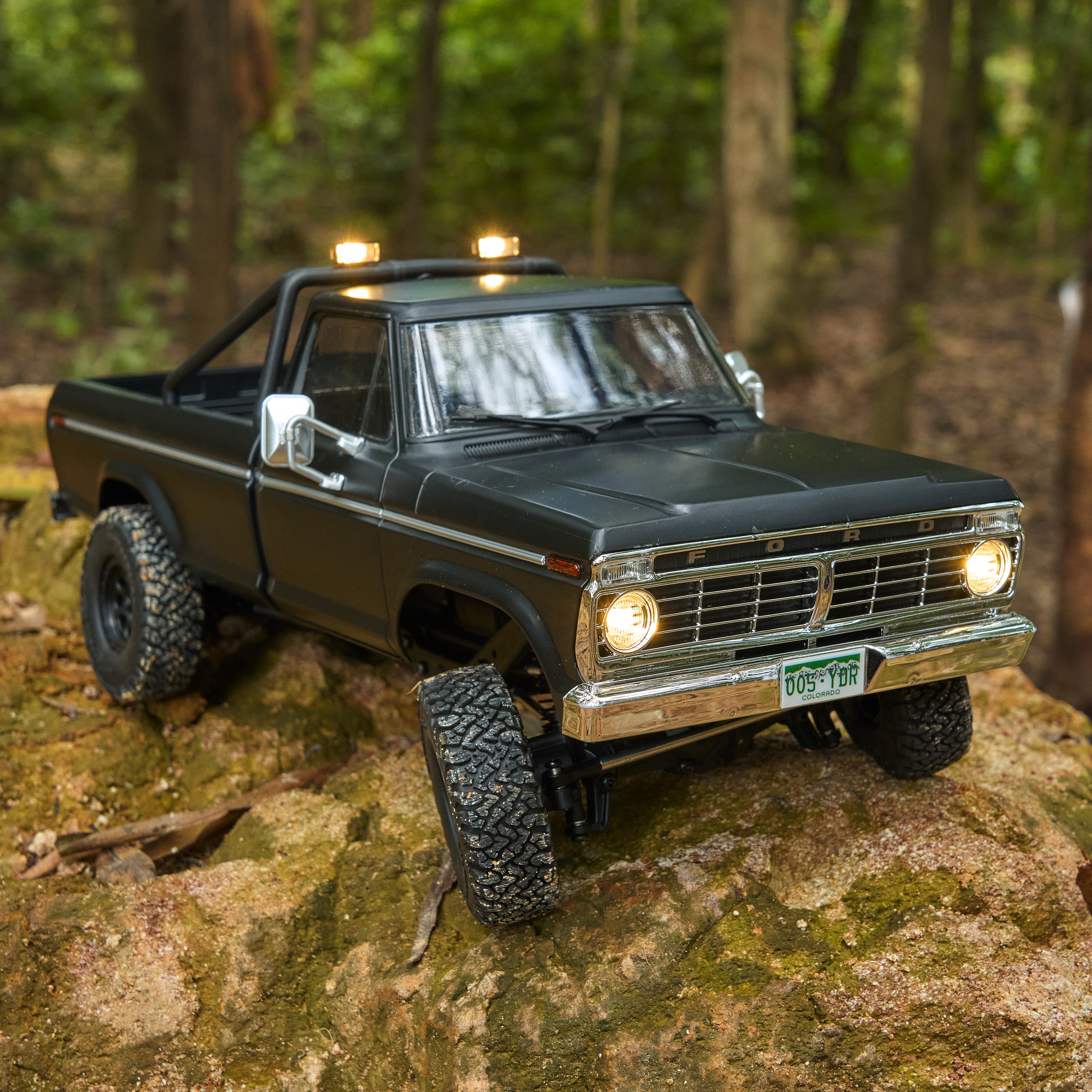 FMS 1:18 FCX18 II Ford F-100 RTR Brushless Rock Crawler (199mm Wheelbase)-118L01BLBK
