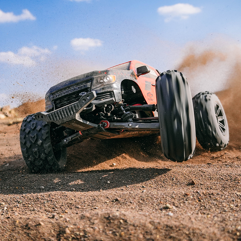 FMS 1:10 FMT10 Chevrolet Colorado Basher RS Brushless Monster Trucks