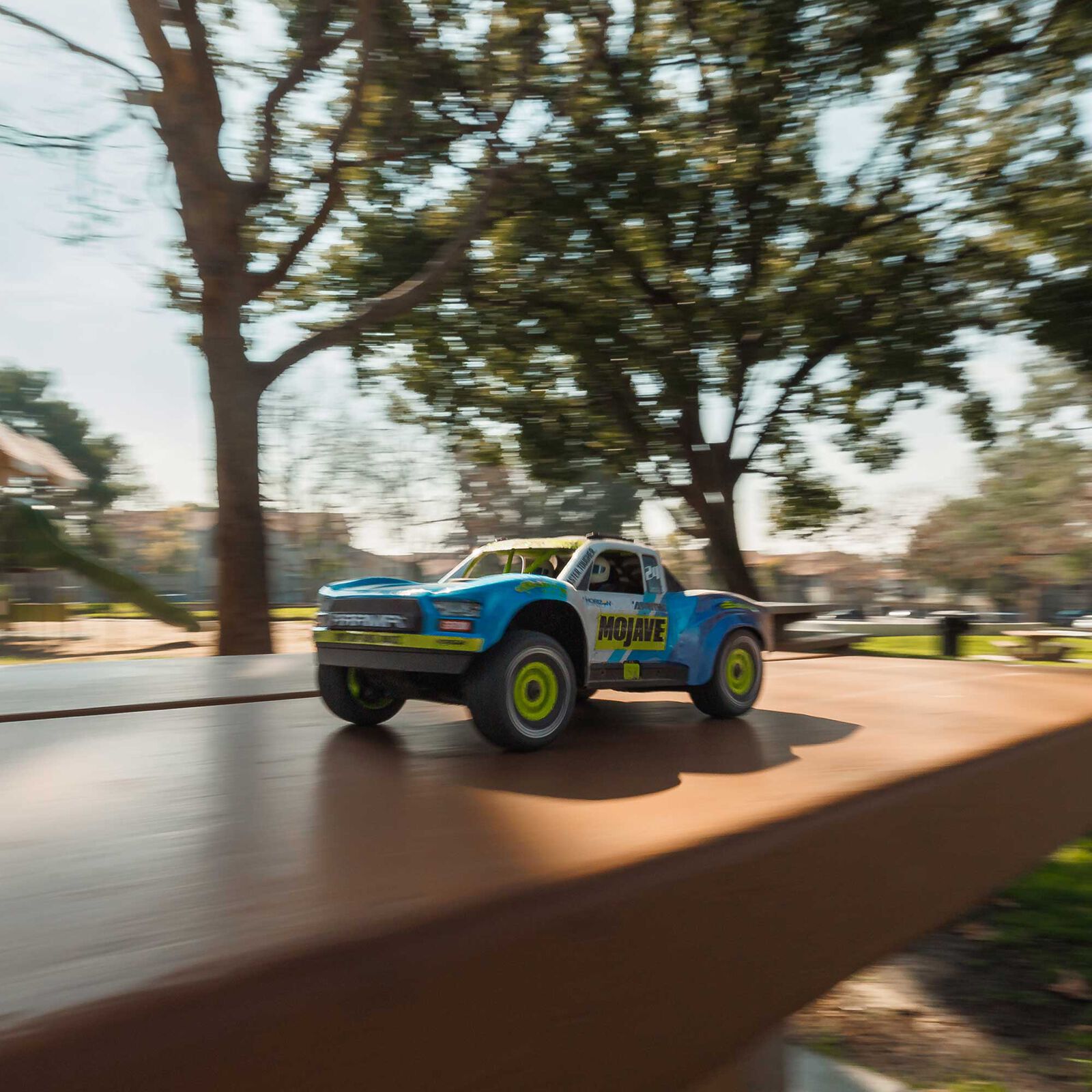 Arrma 1/16 MOJAVE GROM 4X4 RTR Brushed Desert Truck (Battery & Charger Included), Red/Black