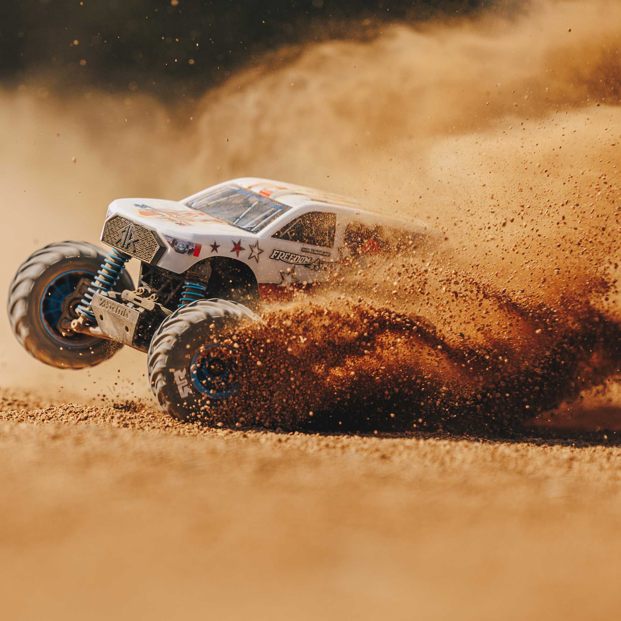 ARRMA 1/16 FREEDOM FLYER 4X4 RTR Monster Truck (Battery & Charger Included), White-ARA2130FF