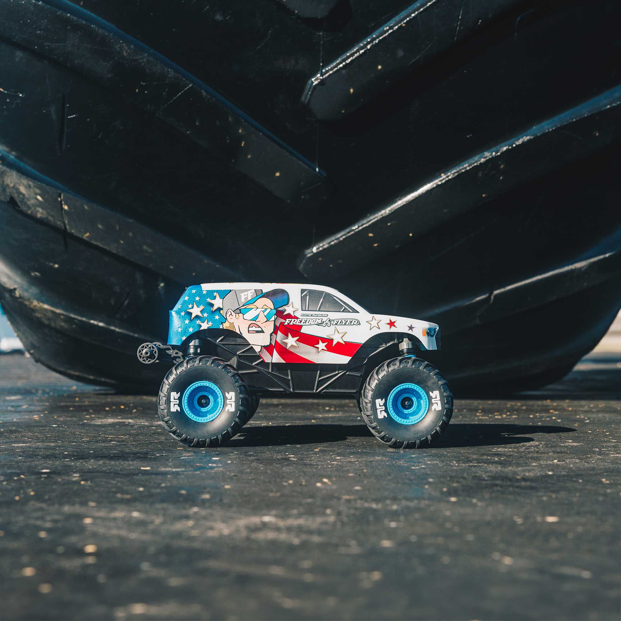 ARRMA 1/16 FREEDOM FLYER 4X4 RTR Monster Truck (Battery & Charger Included), White-ARA2130FF