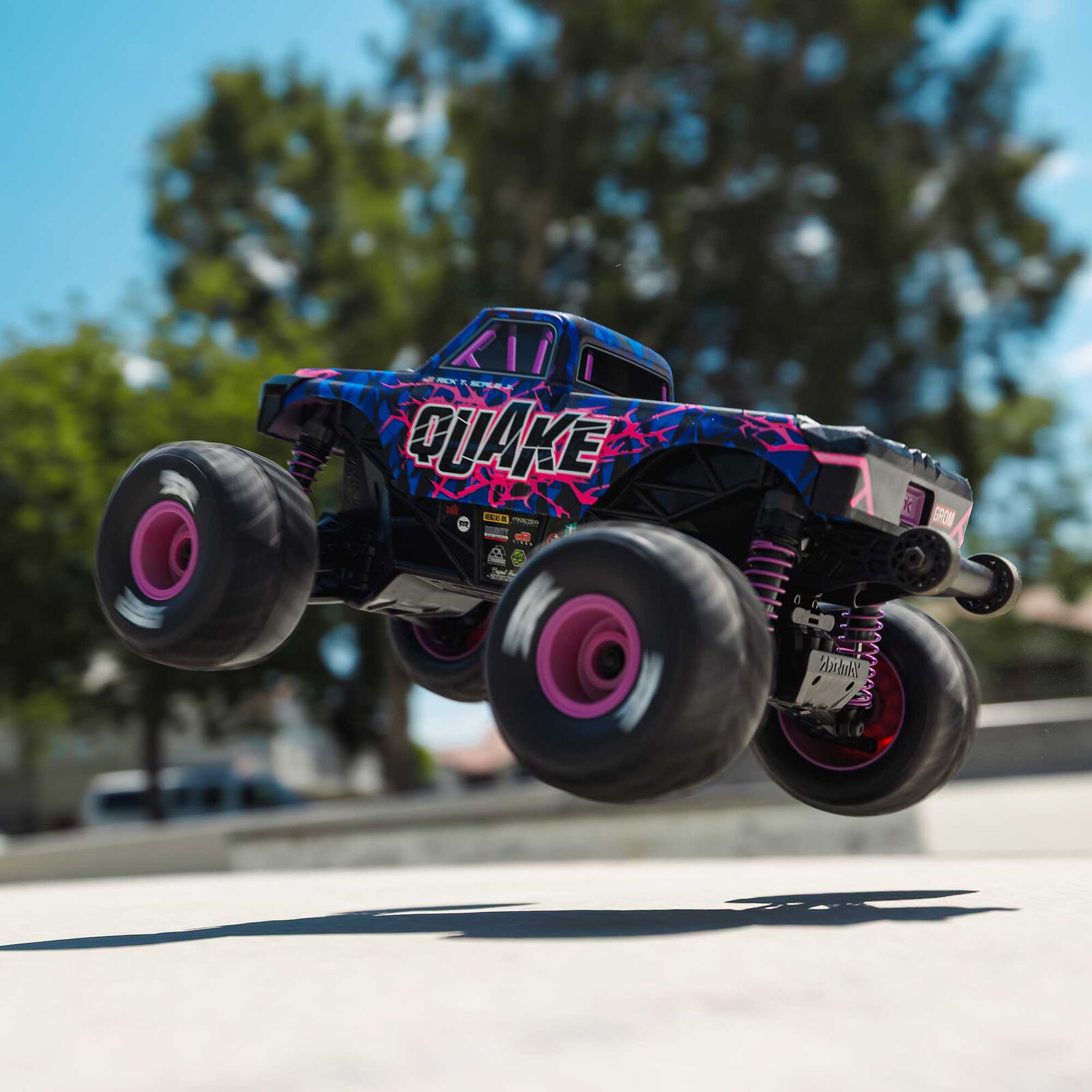 ARRMA 1/16 QUAKE GROM 4X4 RTR Brushed Monster Truck (Battery & Charger Included)-ARA2137T1，ARA2137T2，ARA2137T3