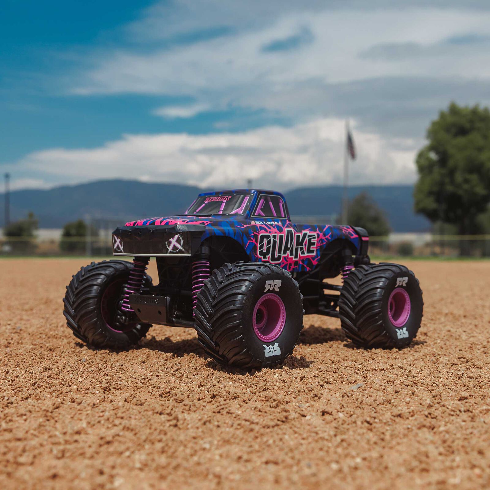 ARRMA 1/16 QUAKE GROM 4X4 RTR Brushed Monster Truck (Battery & Charger Included)-ARA2137T1，ARA2137T2，ARA2137T3