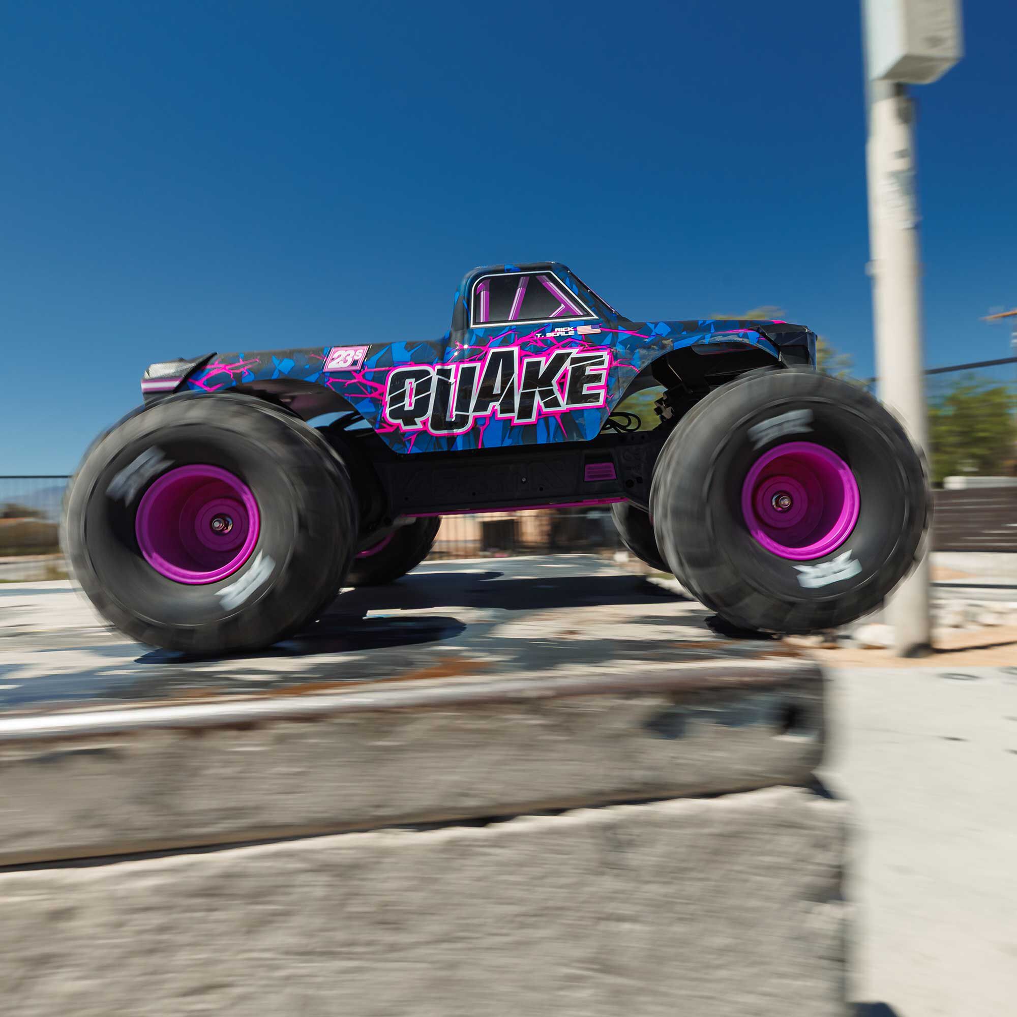 ARRMA 1/10 QUAKE 223S DSC 2WD RTR Brushless Monster Truck Multiple Colors-PRO362200
