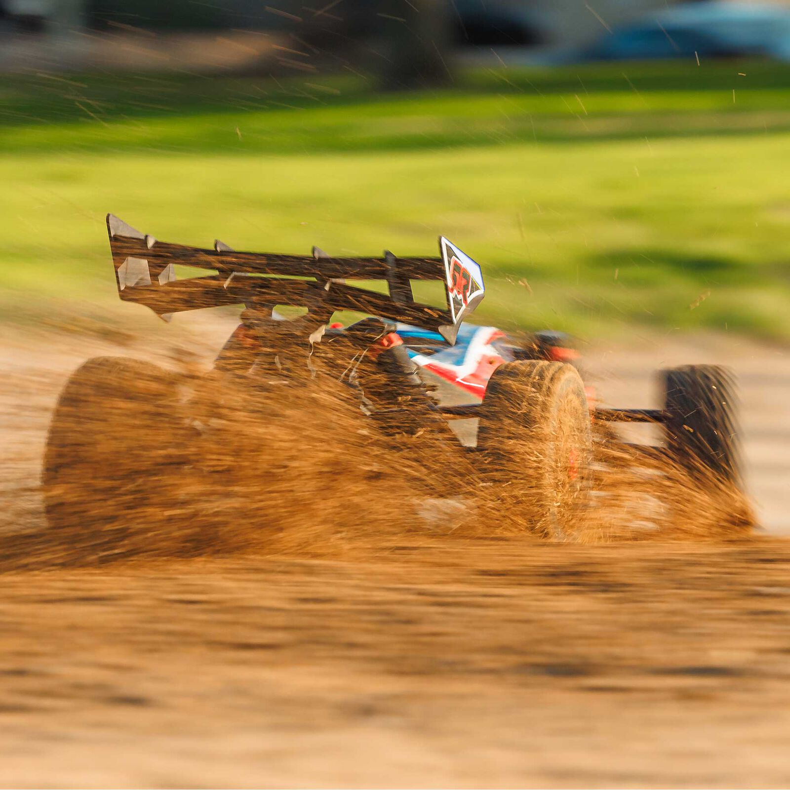 1/8 TYPHON MEGA 665 4X4 RTR Brushed Buggy, Blue