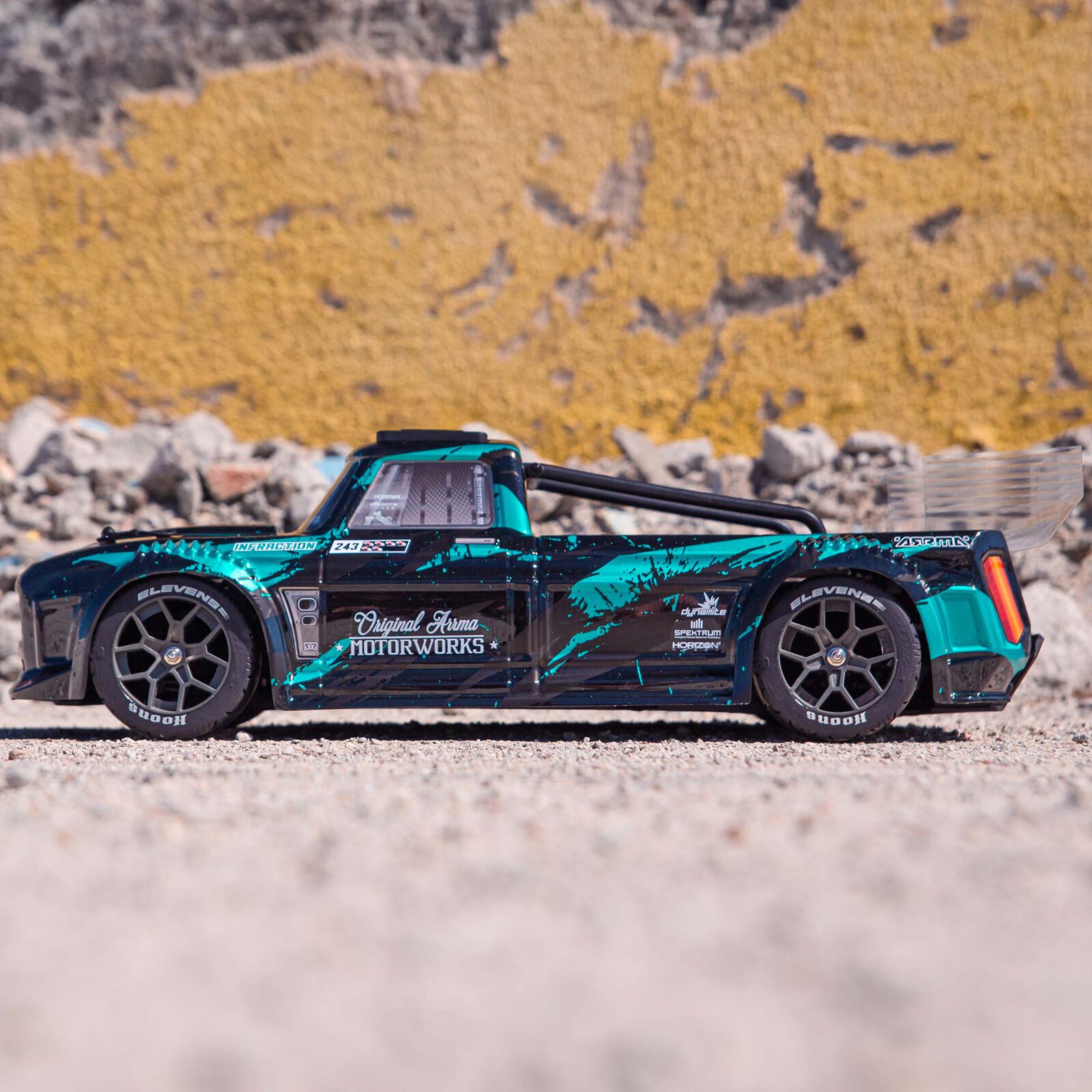 Arrma 1/8 INFRACTION 3S 4X4 RTR Brushless All-Road Street Bash, Black/Gold（Ships within 5-7 days）