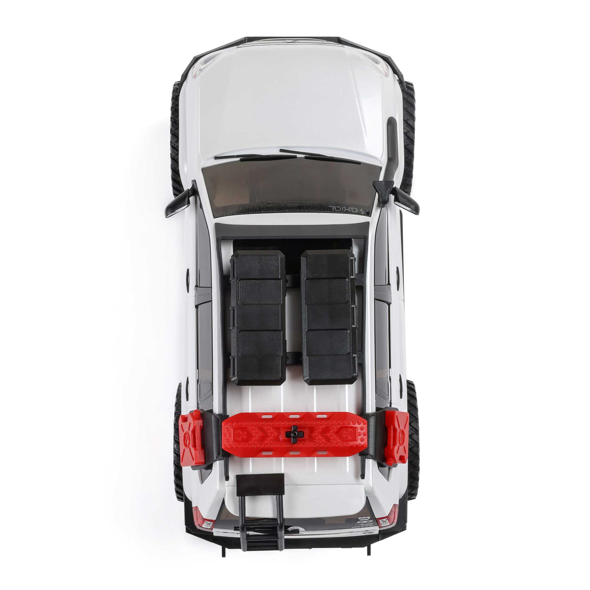 Axial 1:24 SCX24 Lexus GX 470 4X4 RTR Brushed Rock Crawler w/Battery&Charger, Silver&White