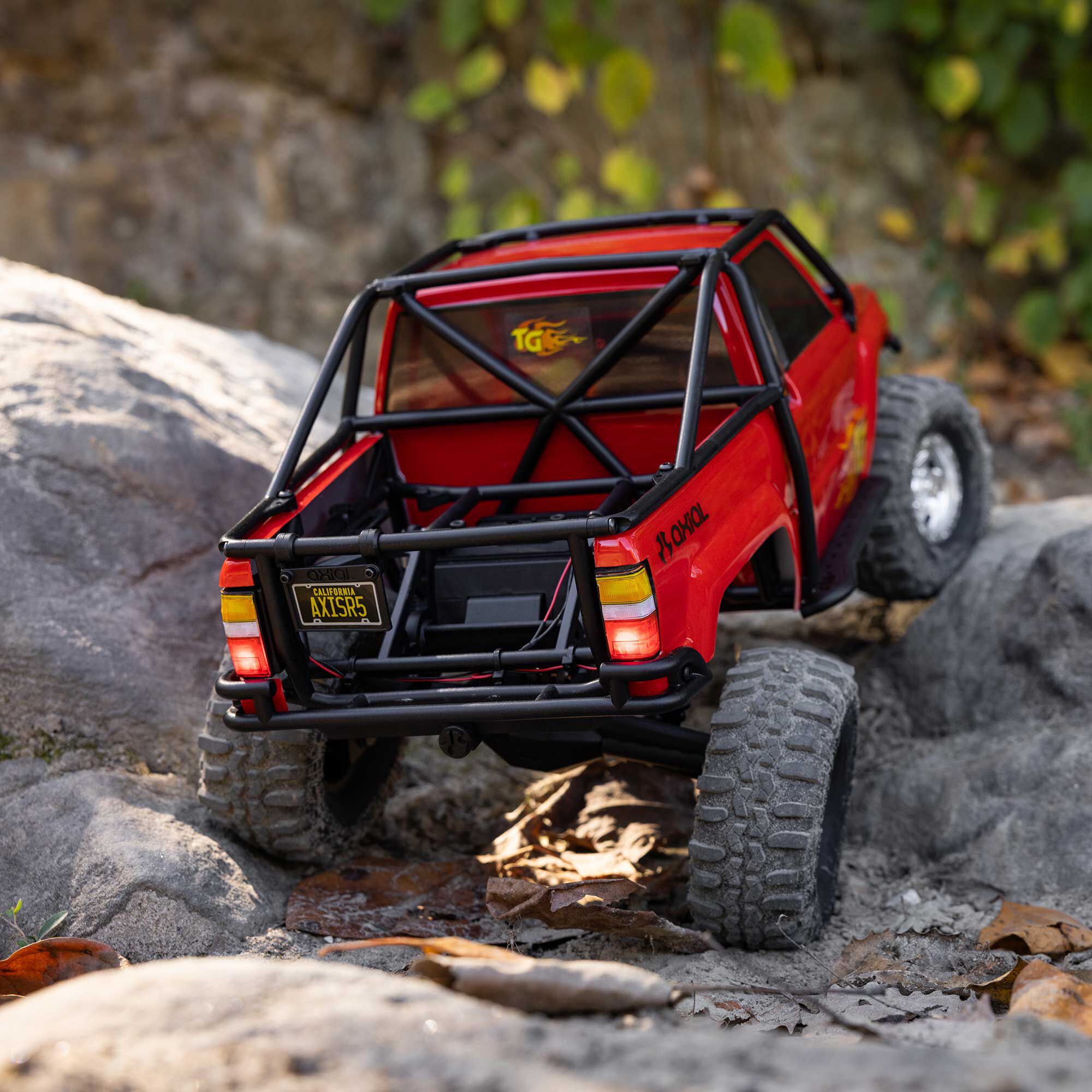 1/10 Axial SCX10 III 1987 Toyota SR5-AXI-2062T1/AXI-2062T2