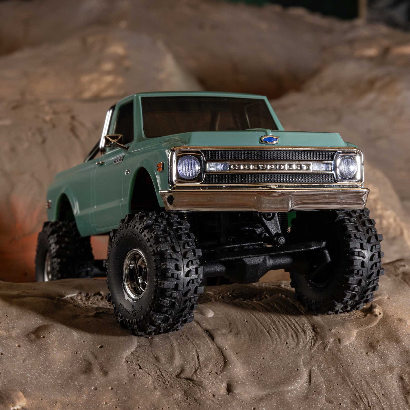 1/30 Axial SCX30 Chevrolet K10 (Battery & Charger Included)-AXI-2260T2/AXI-2260T1