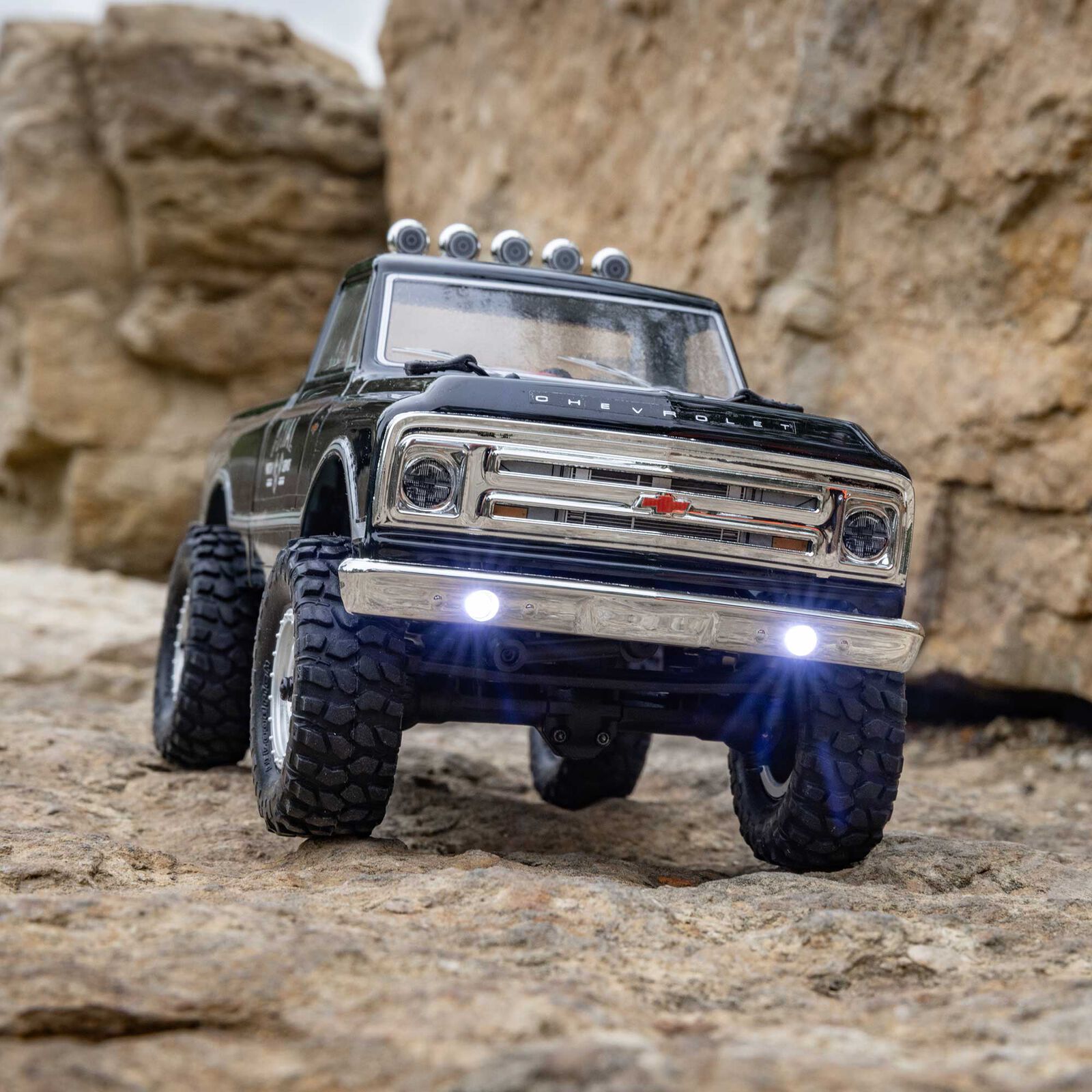 1/24 SCX24 1967 Chevrolet C10 4X4 RTR Brushed Rock Crawler (Battery & Charger Included),-AXI00001V2T3