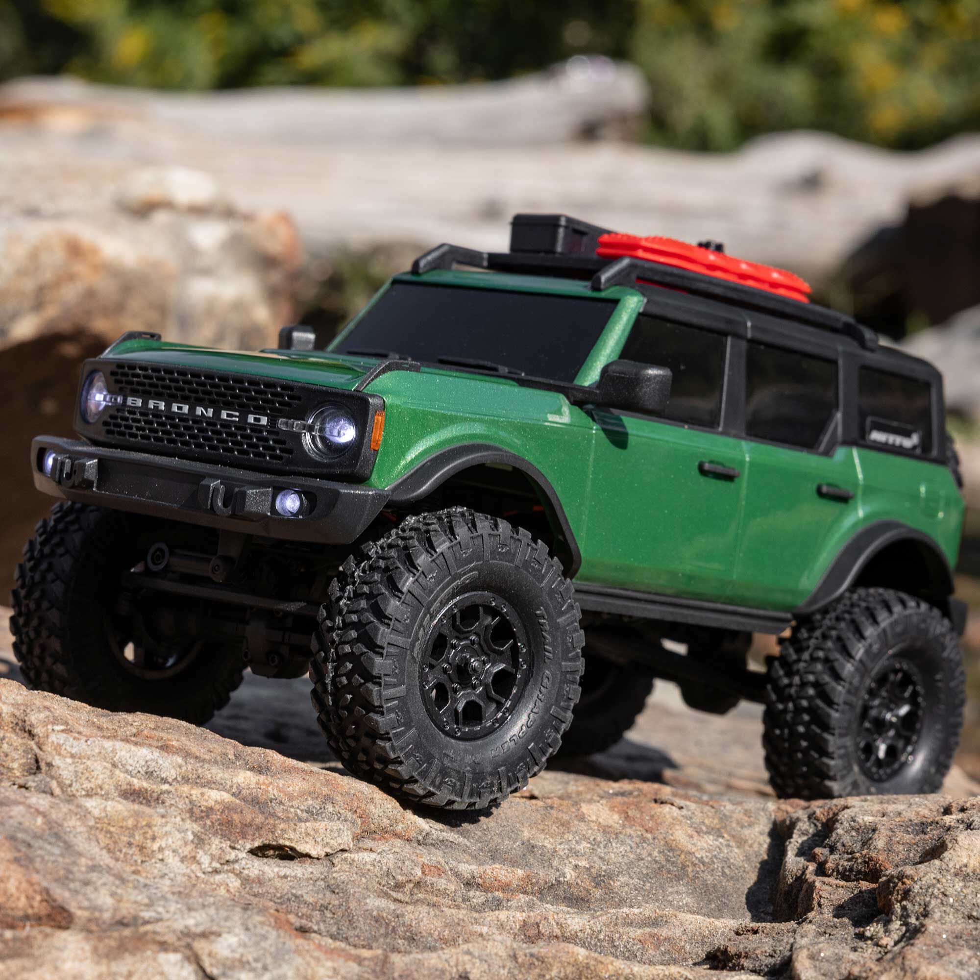 Axial 1:24 SCX24 Ford Bronco 4WD RTR Scale Mini Crawler w/ 2.4GHz Radio, Battery & Charger-AX100006V2T4/AX100006V2T5