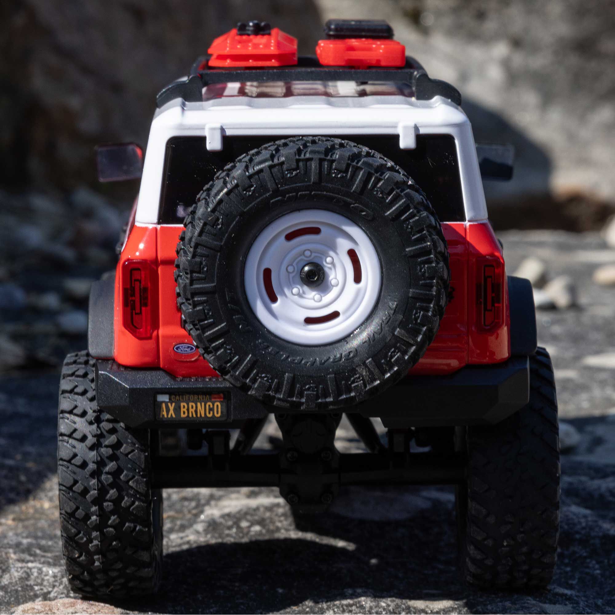 Axial 1:24 SCX24 Ford Bronco 4WD RTR Scale Mini Crawler w/ 2.4GHz Radio, Battery & Charger-AX100006V2T4/AX100006V2T5