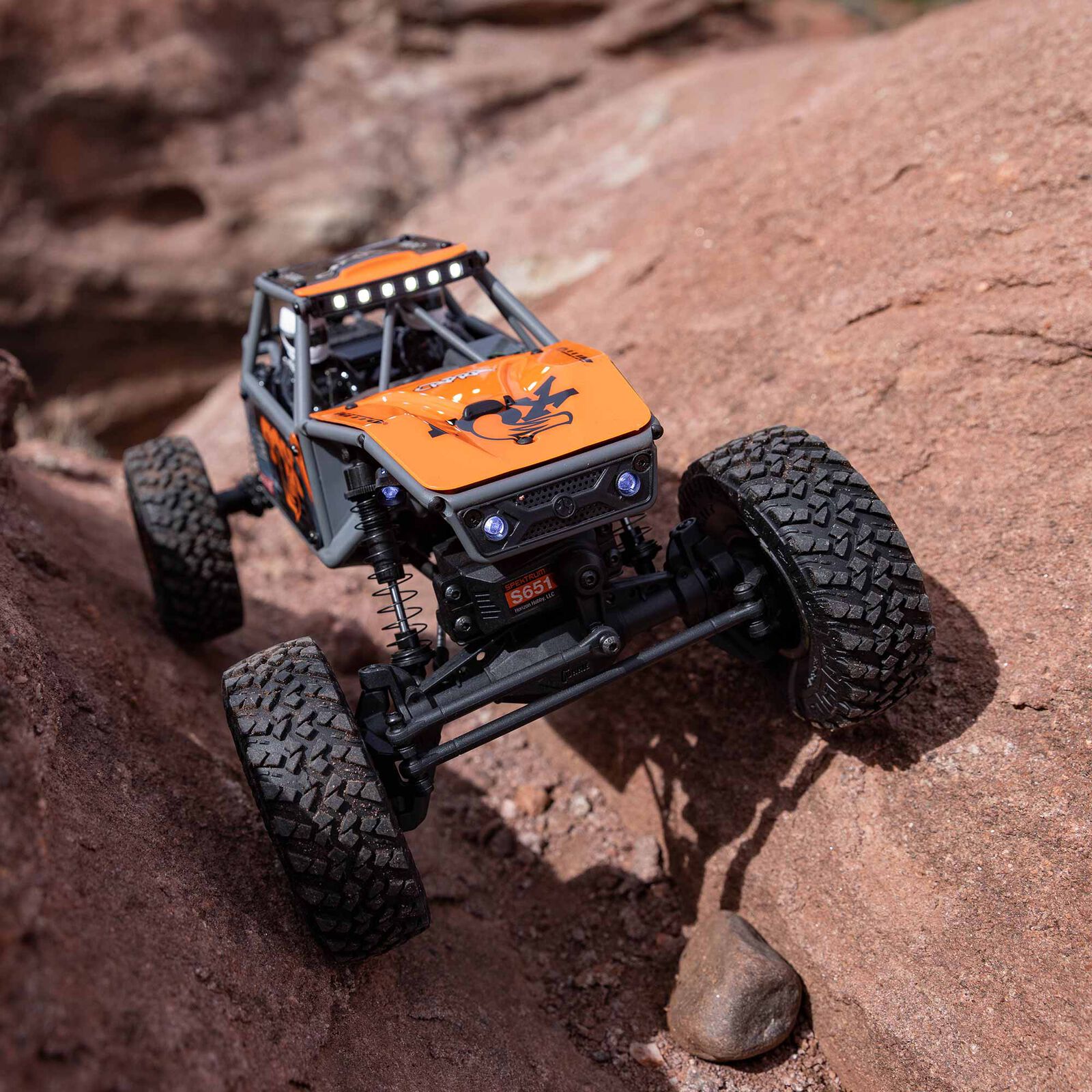 Axial 1:18 UTB18 Capra Rock Crawler RTR 4X4 Brushed RC Buggy, Black&Grey