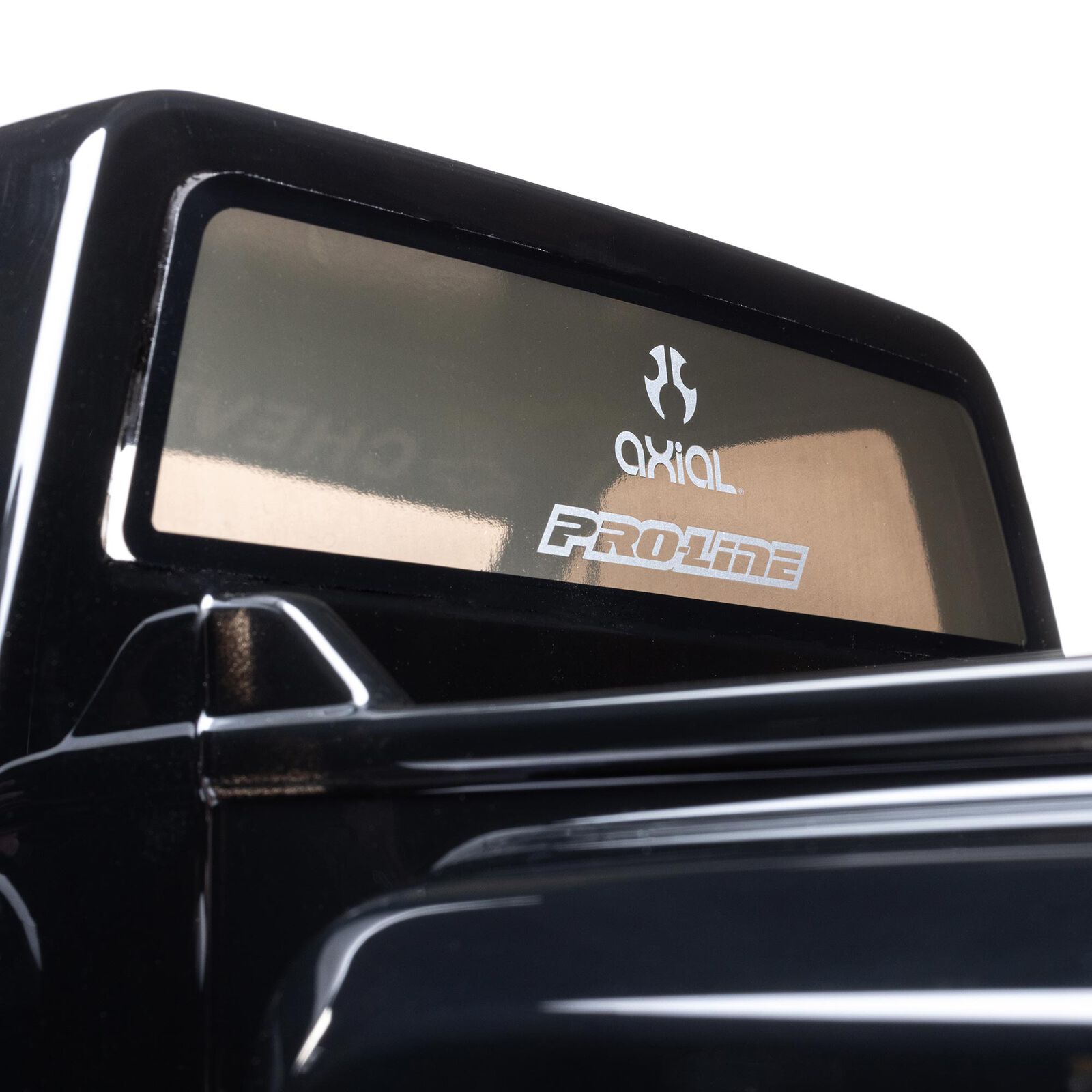 1/10 SCX10 III Base Camp 1982 Chevrolet K10 4X4 RTR Brushed Rock Crawler, Blue