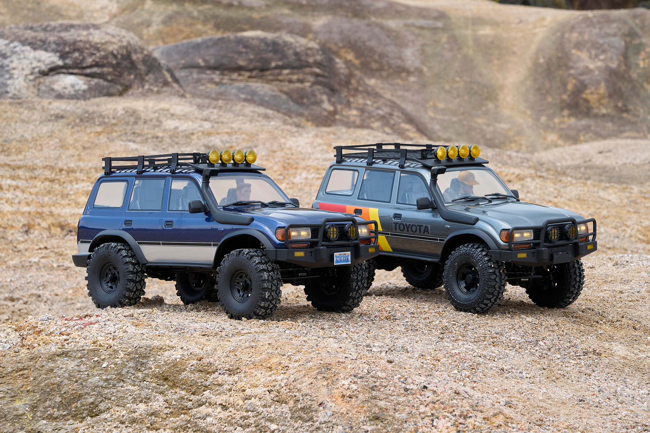 ホビーラジコン FMS FCX10 TOYOTA LC80 LAND CRUISER RTR FMS 1:10 FCX10 LC80 Toyota Land Cruiser RS
