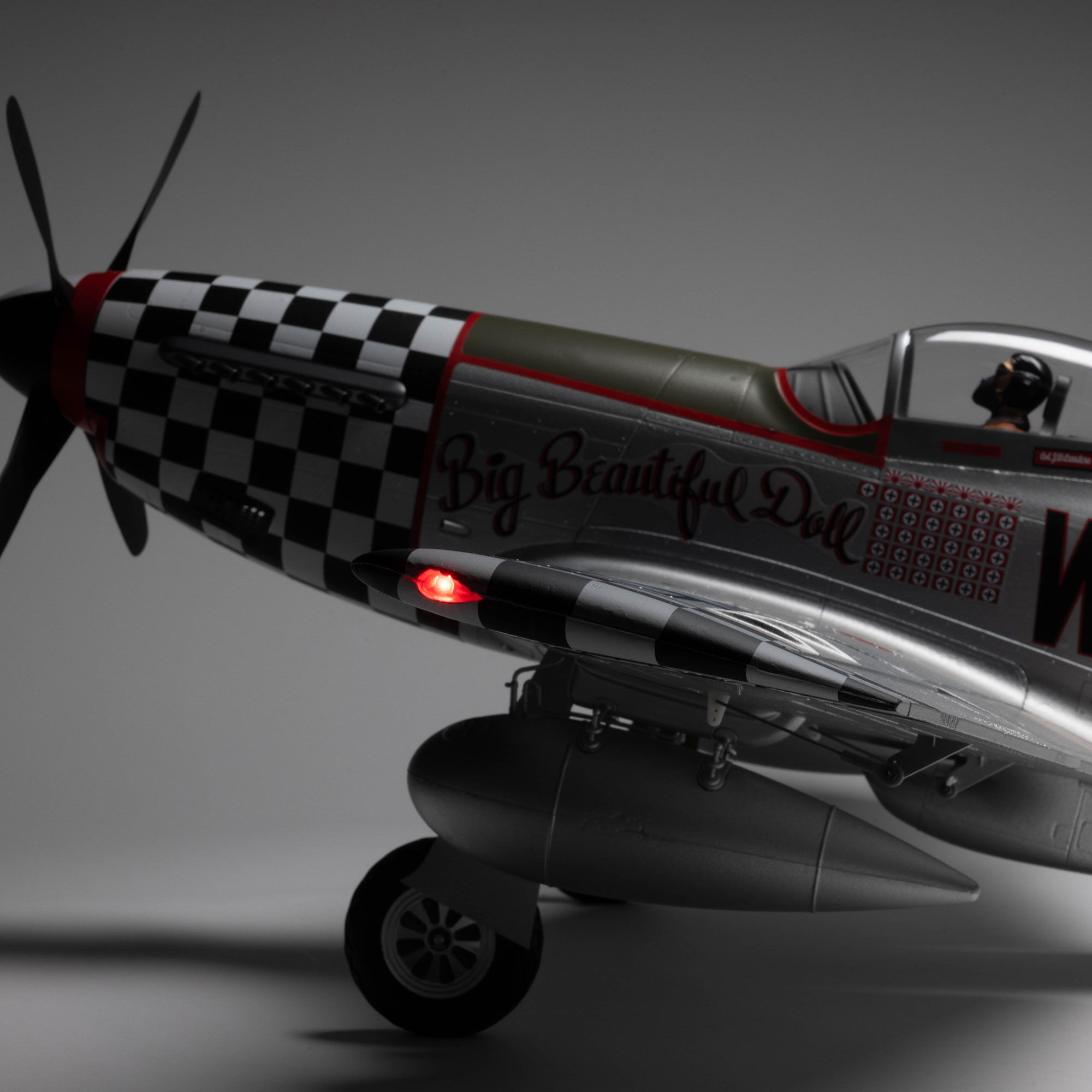 E-flite 1500mm P-51D Mustang BNF Basic-EFL-3359