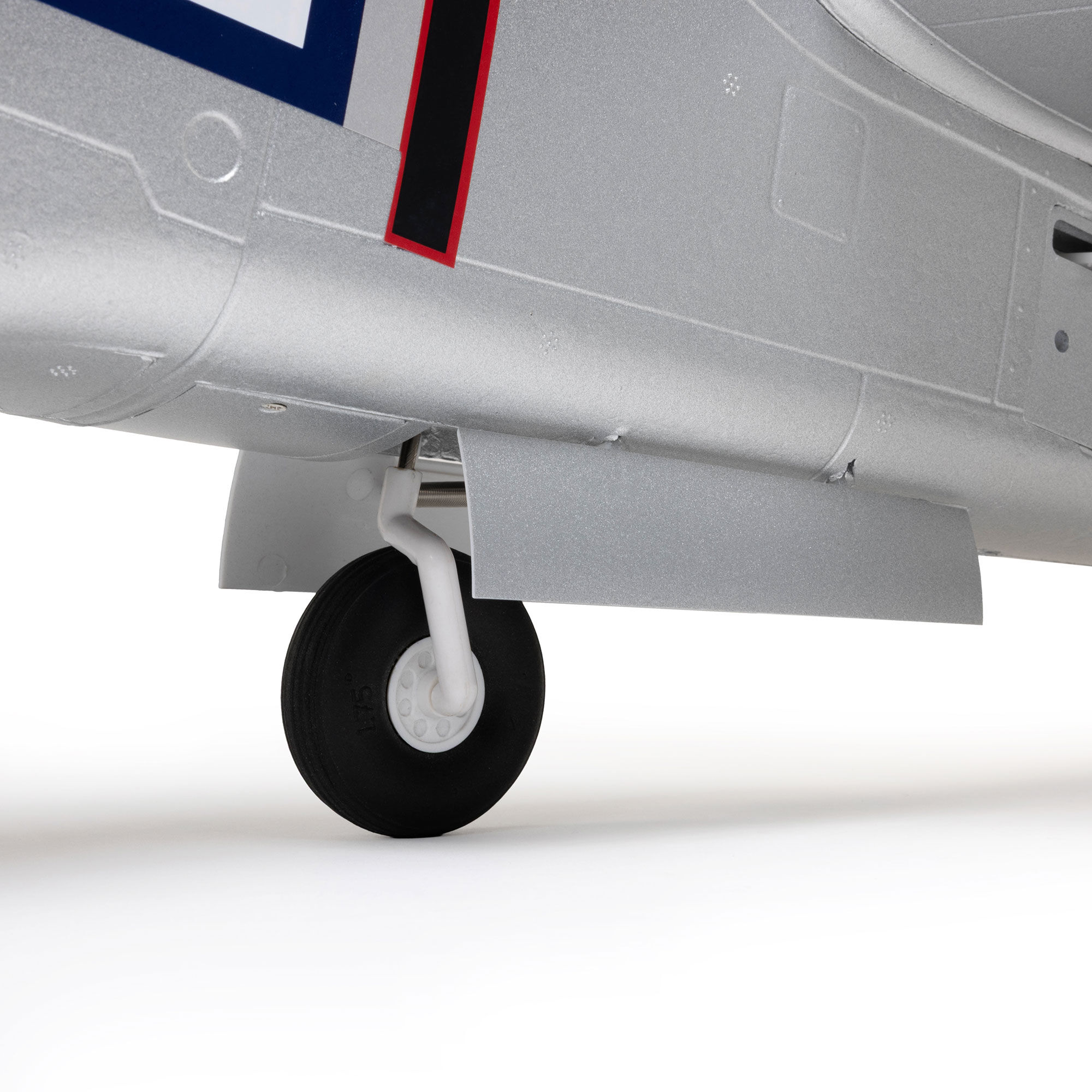 E-flite 1500mm P-51D Mustang BNF Basic-EFL-3359