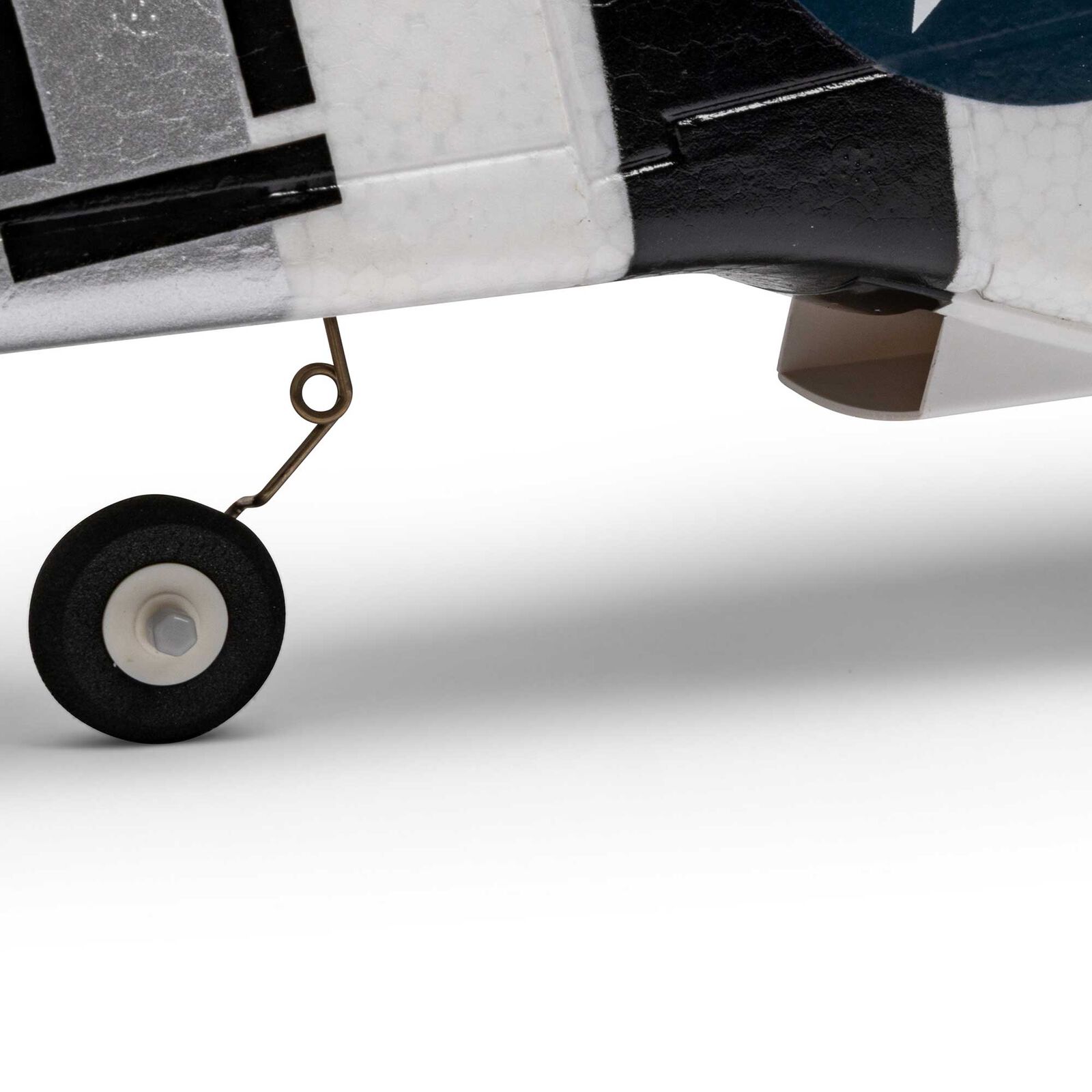 E-flite P-51D Mustang 1000m BNF Basic RC Warbirds Airplane w/AS3X+ & SAFE Select-EFL02650