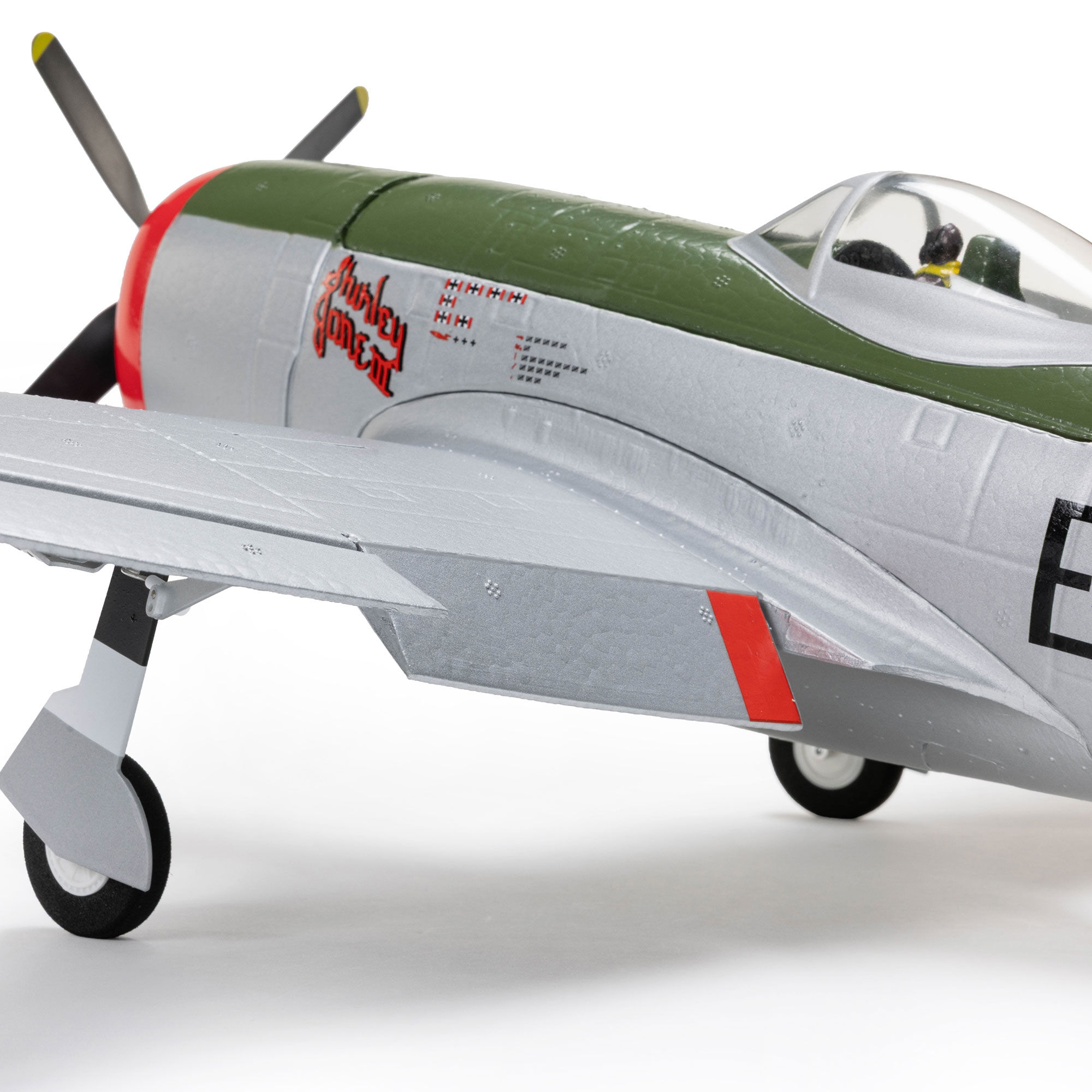 E-flite Micro P-47 Thunderbolt 625mm BNF Basic with AS3X+ and SAFE Select-EFL07050