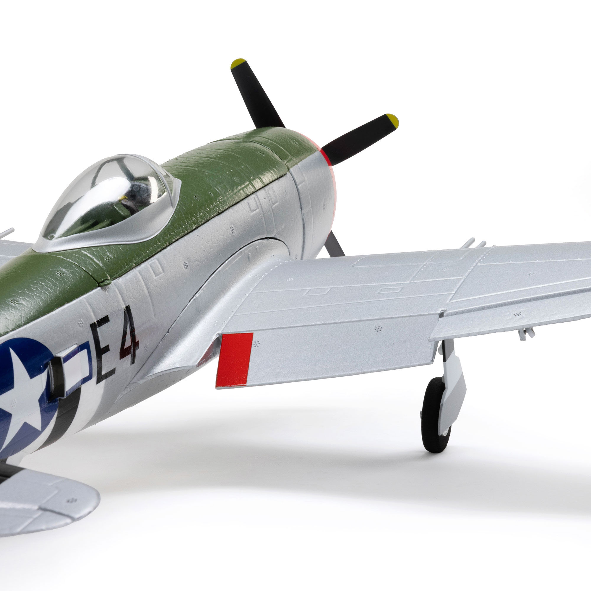 E-flite Micro P-47 Thunderbolt 625mm BNF Basic with AS3X+ and SAFE Select-EFL07050