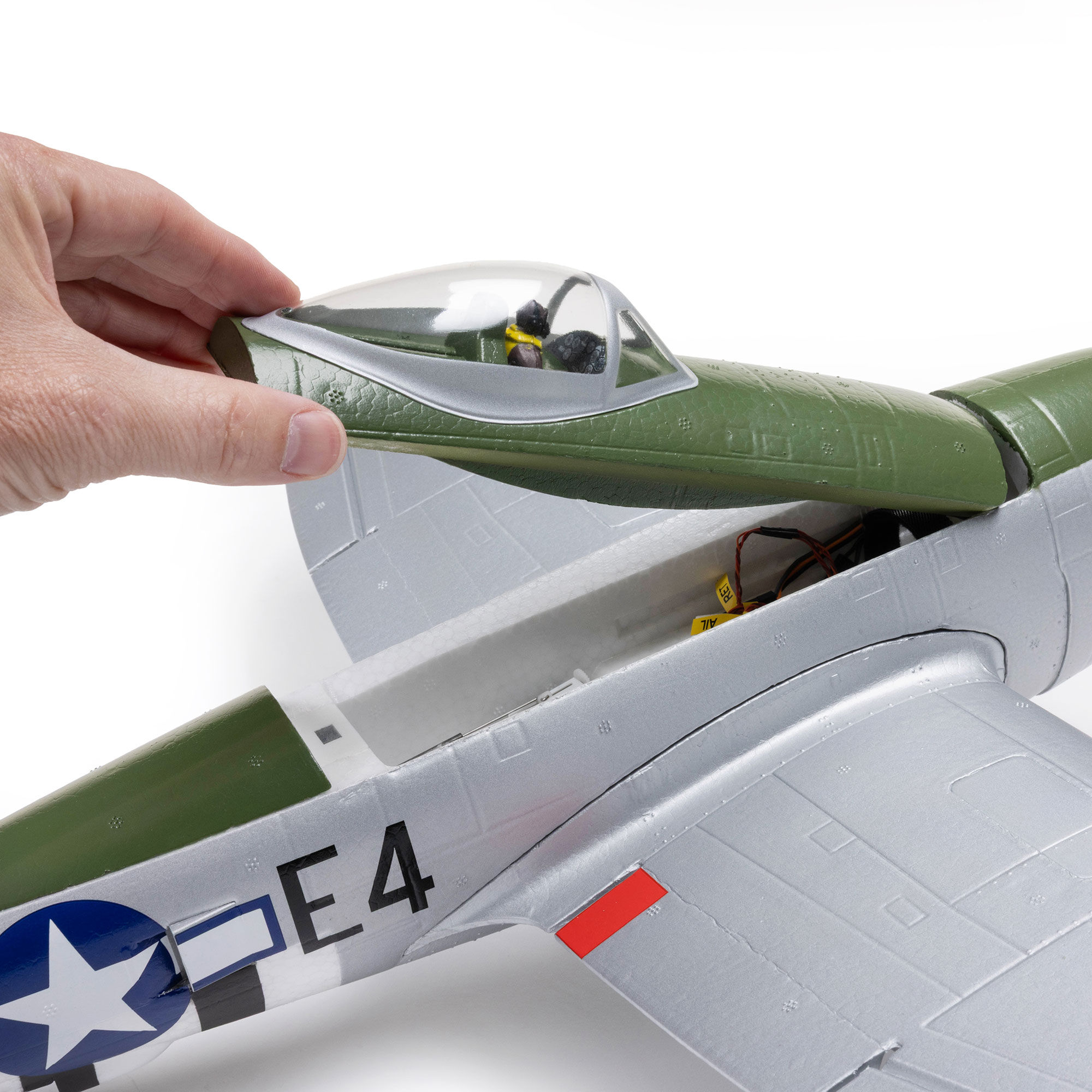 E-flite Micro P-47 Thunderbolt 625mm BNF Basic with AS3X+ and SAFE Select-EFL07050
